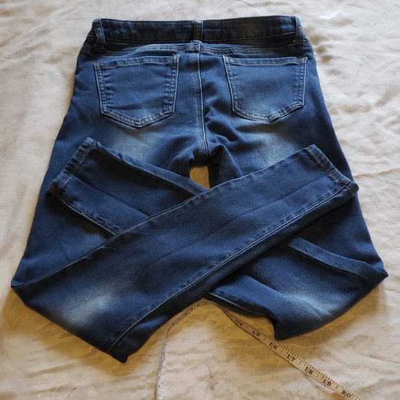 Kensington Jeans - Picture 4 of 5